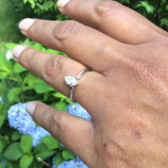 Beautiful Genuine Marquise Cut Diamond Ring - Picture 5 of 5